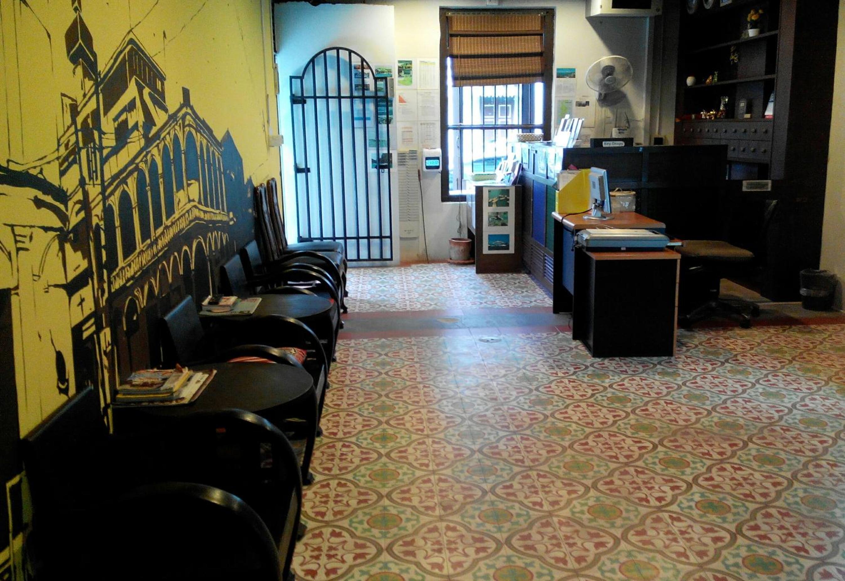 Phuket Sunny Hostel