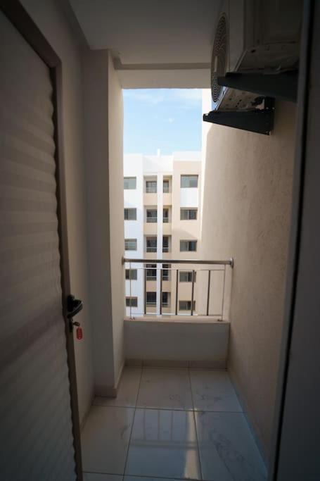 So Stylish Emplacement & Central 2 Chambres Au Coeur De Tanger view 3