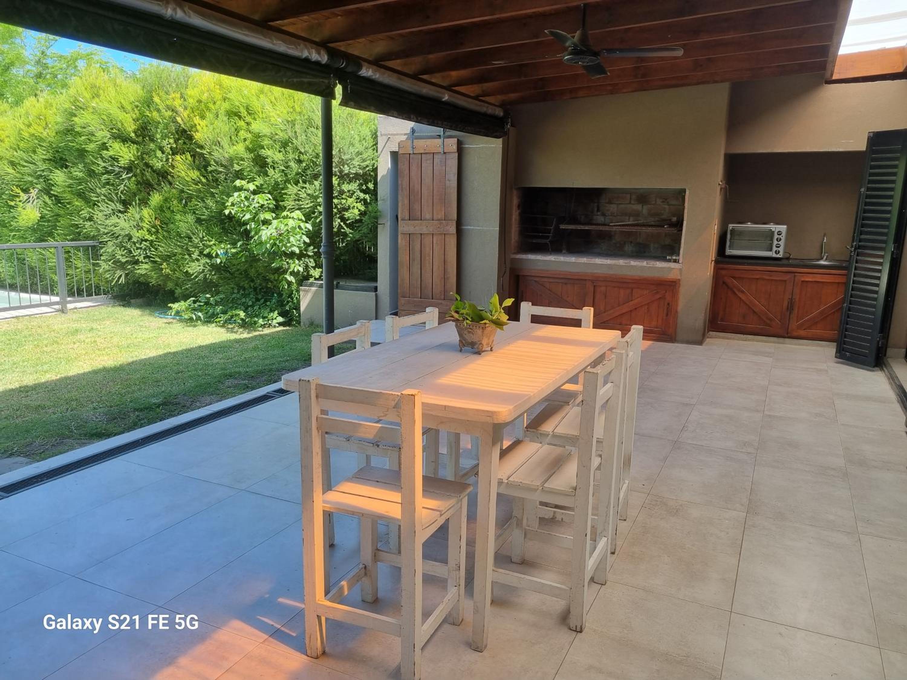 Casa Los Sauces