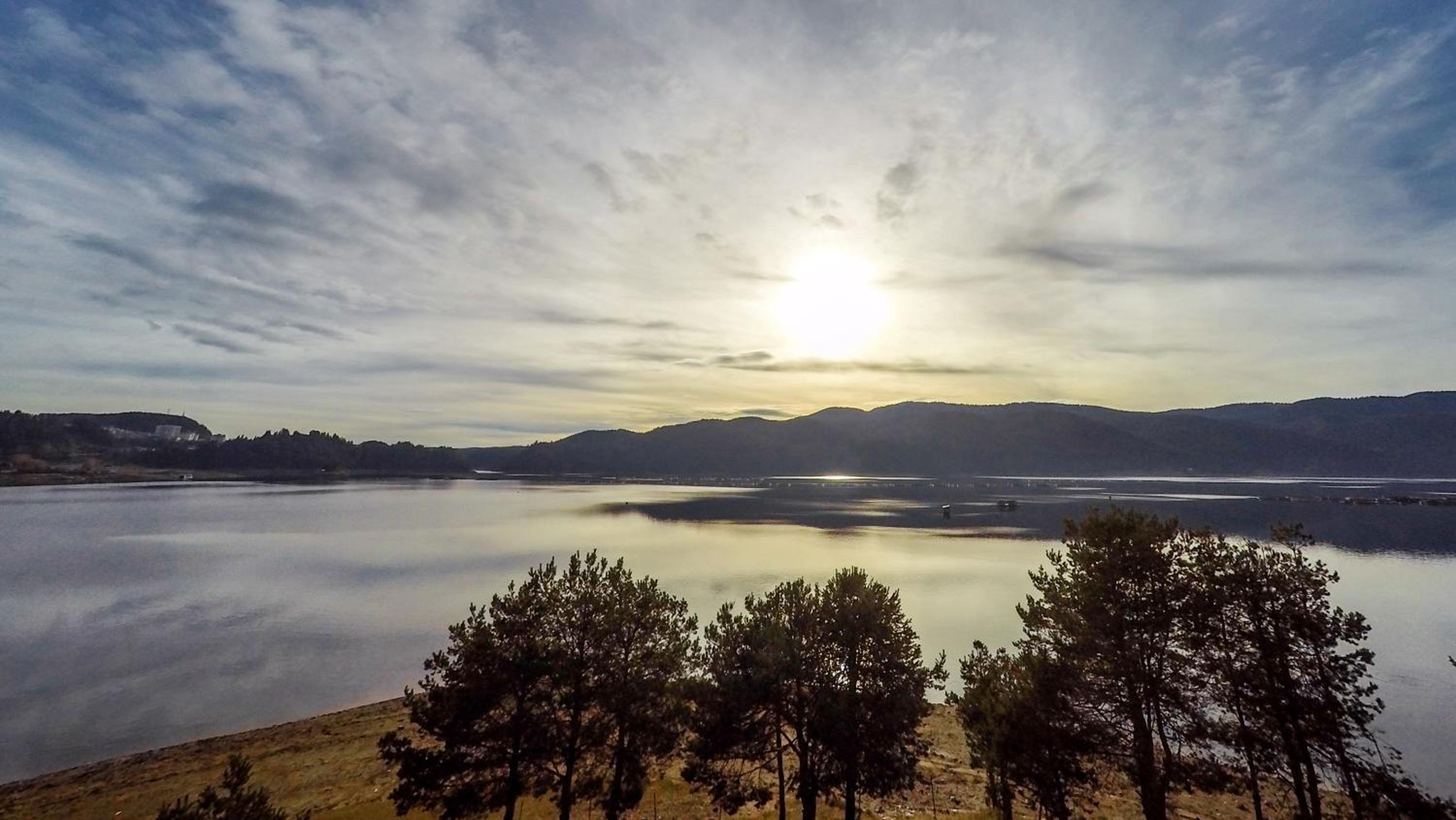 Divna Forest & Lake House
