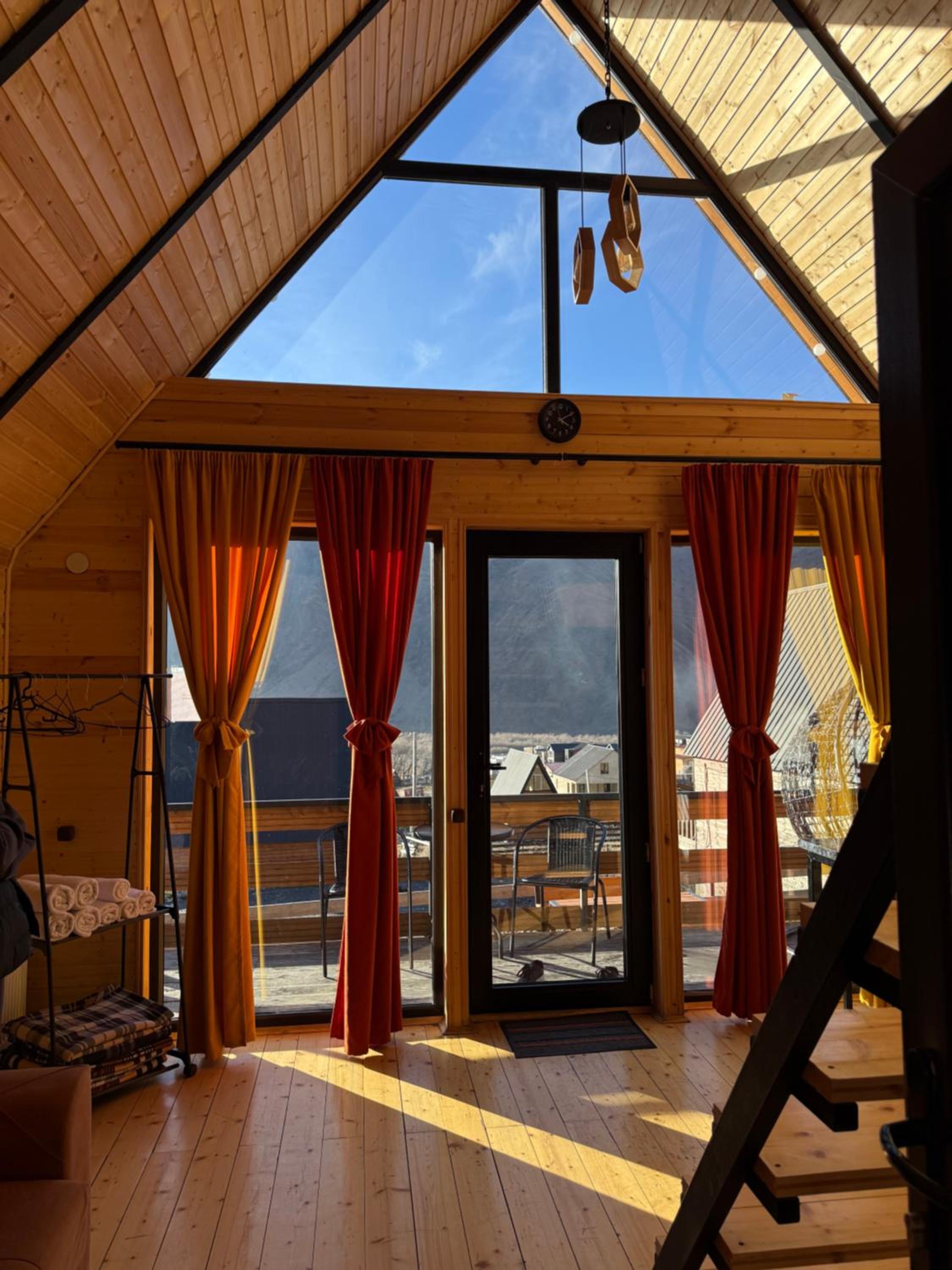 Kazbegi Inn Cottages