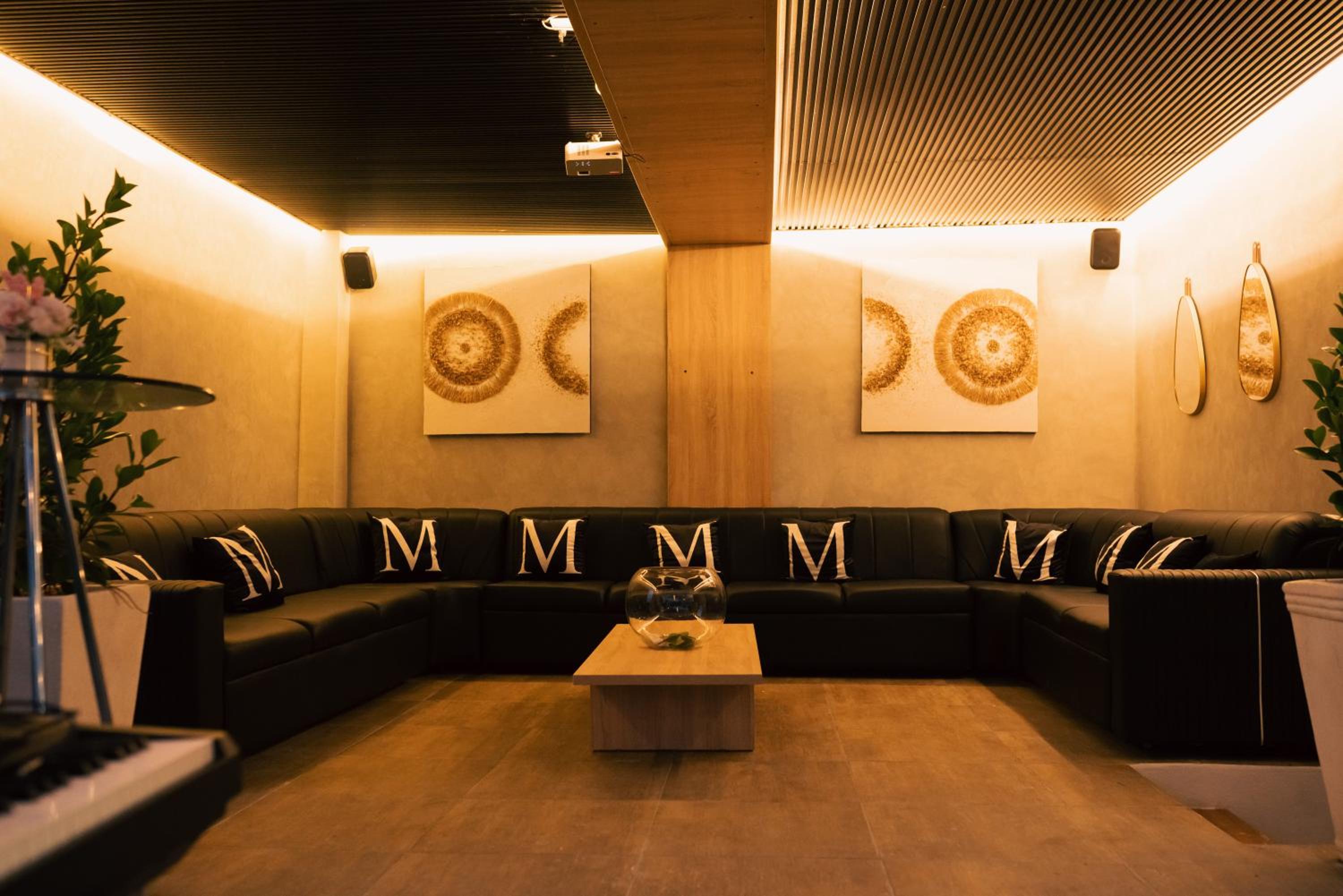 Mia Hostal