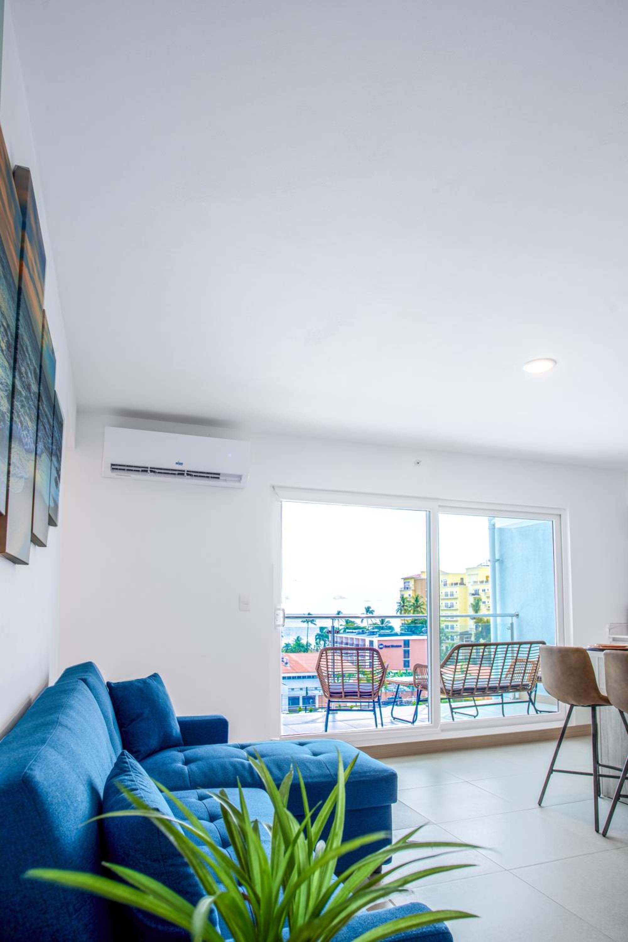 Casago 0702C BRAND NEW RENTAL Family-Friendly Retreat Steps from the Beach