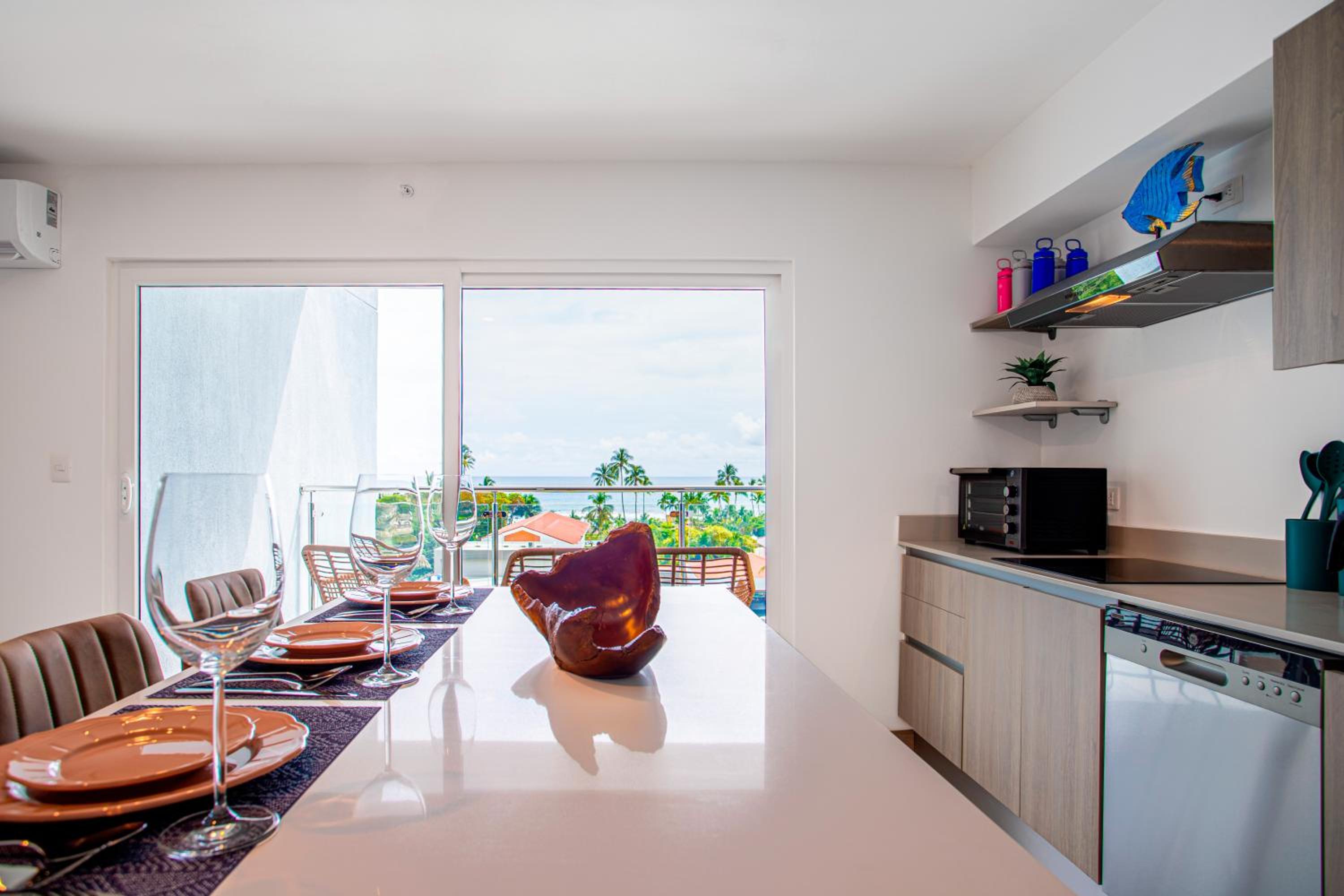 Casago 0702C BRAND NEW RENTAL Family-Friendly Retreat Steps from the Beach