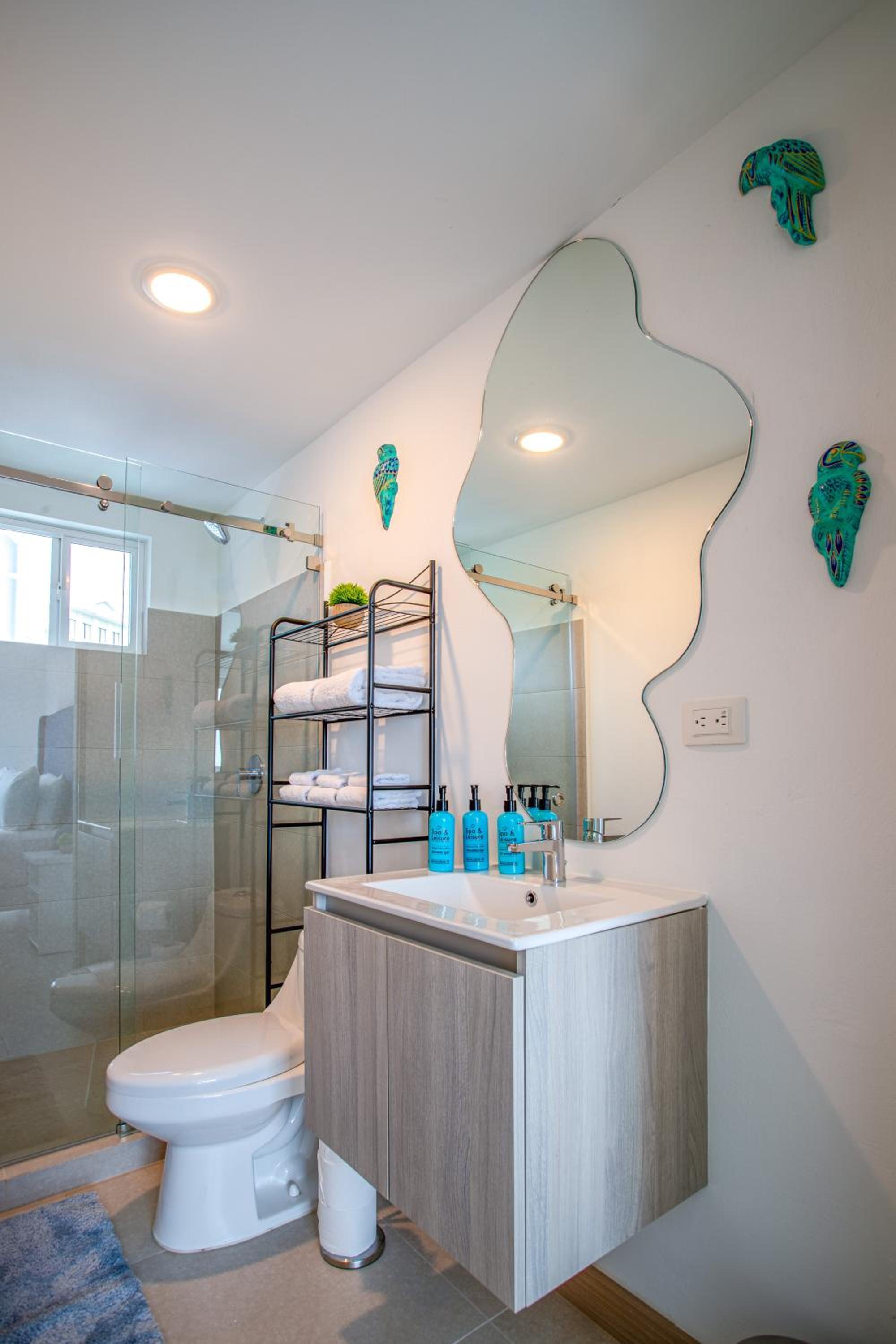 Casago 0702C BRAND NEW RENTAL Family-Friendly Retreat Steps from the Beach
