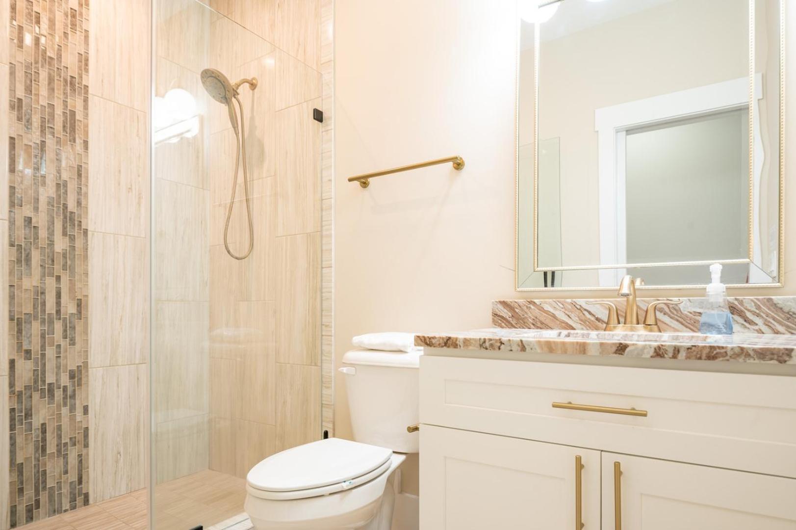 Pet Friendly Luxury Duplex - Starfish Shack