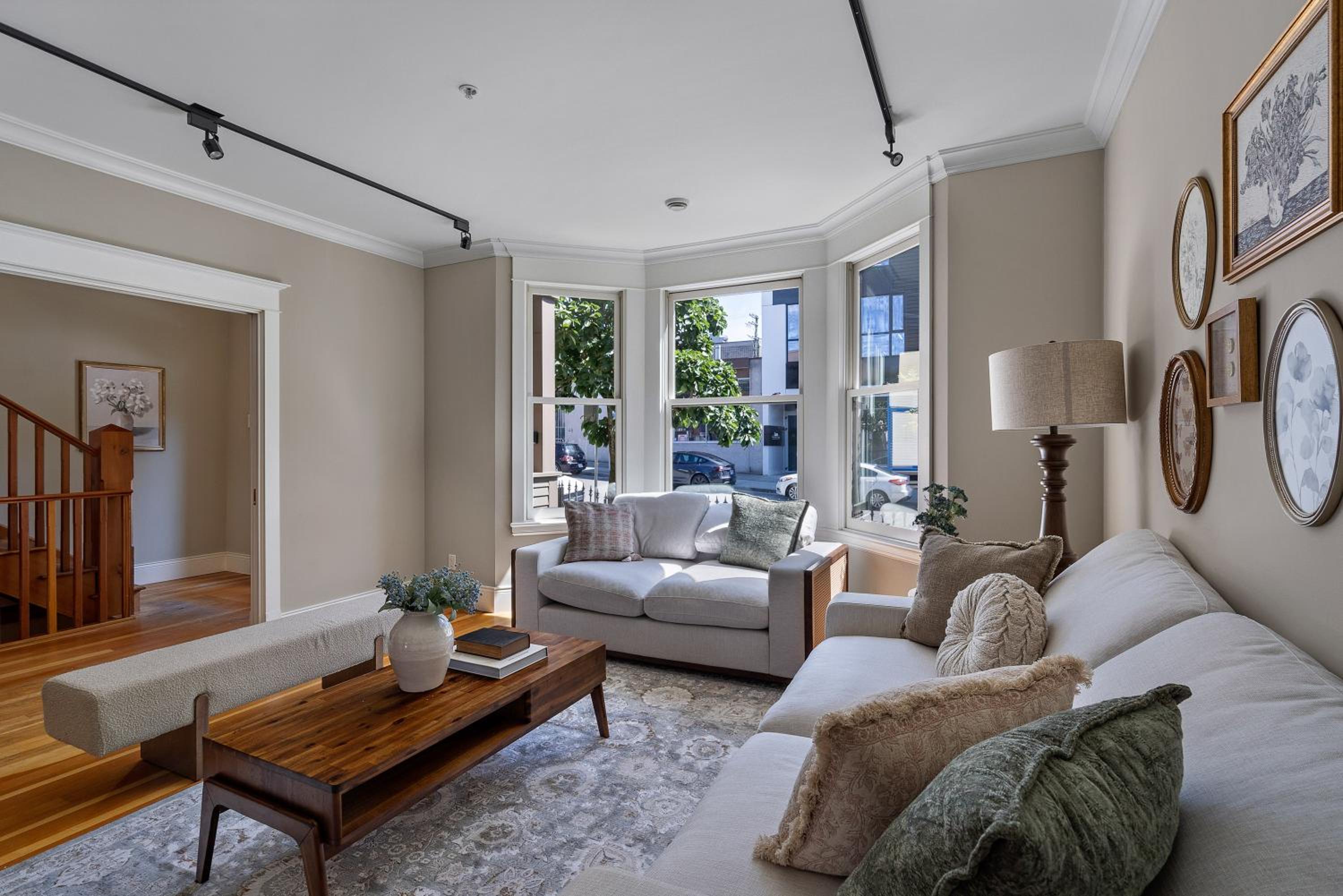 The Vancouver Heritage Home - Mount Pleasant