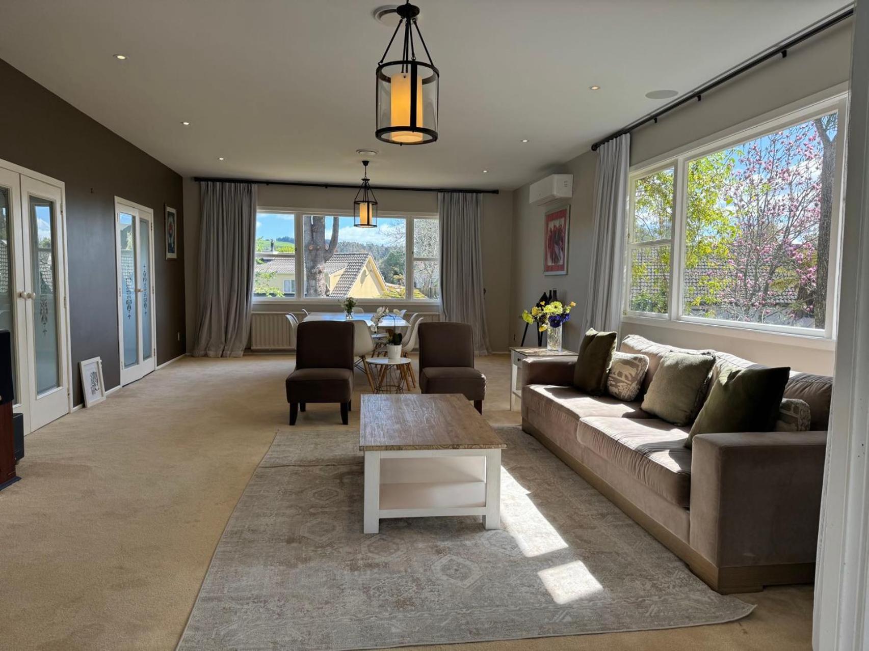 Garden Paradise in Rotorua with Pool view 3