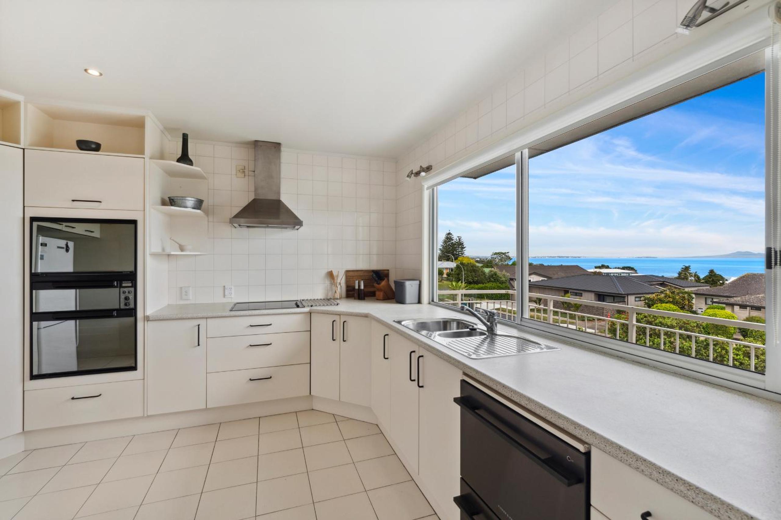 Harbour View - Maraetai Holiday Home view 5