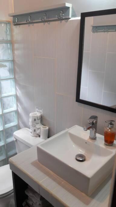 #8 Ocean view Beach Front Bungalow 2nd Row