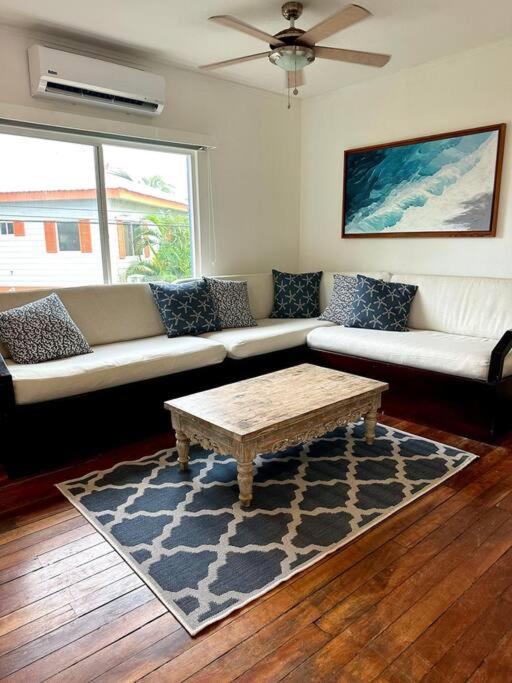 #8 Ocean view Beach Front Bungalow 2nd Row
