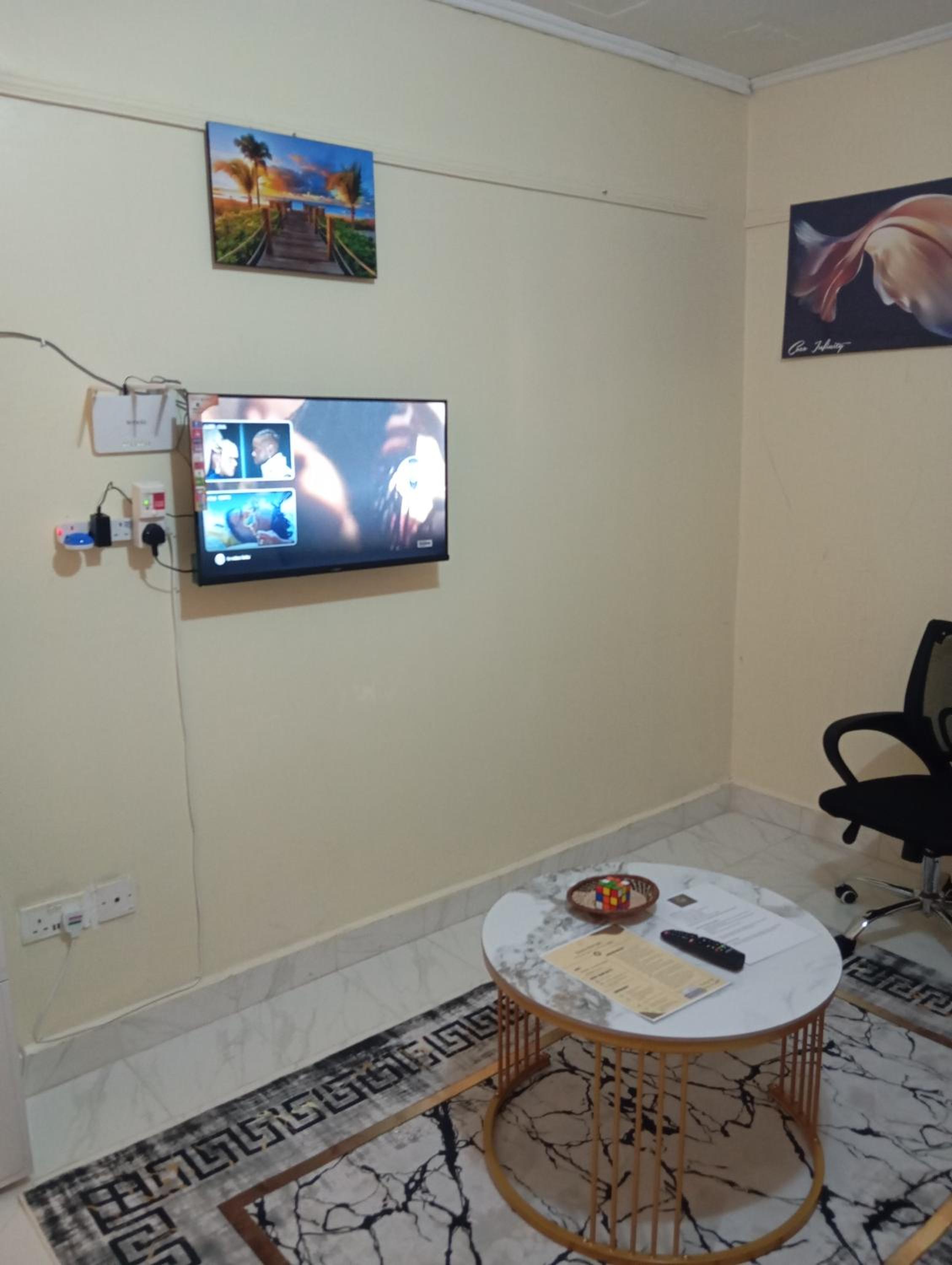 Photo 8