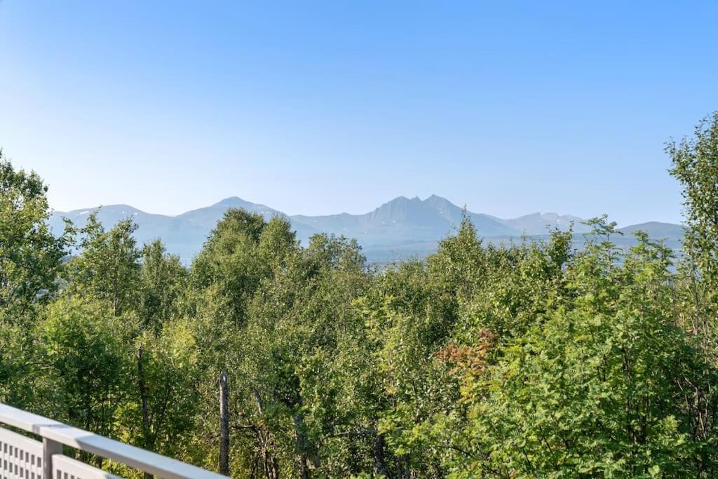 Elegant 4BR villa with great views and location view 4