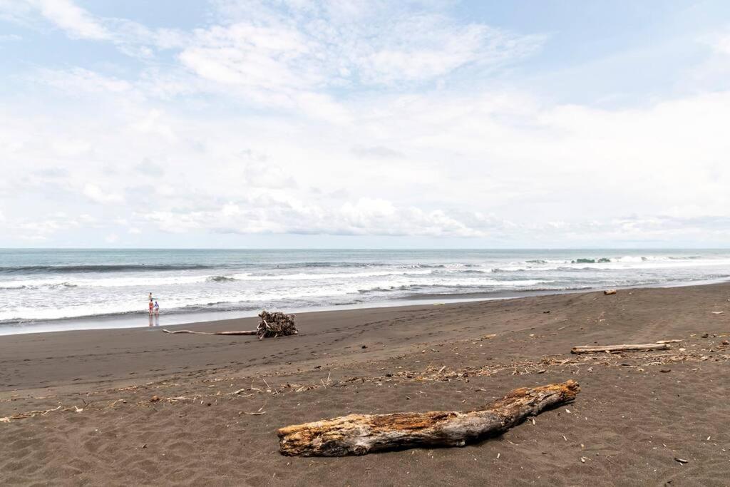 #28 Beach Bungalow