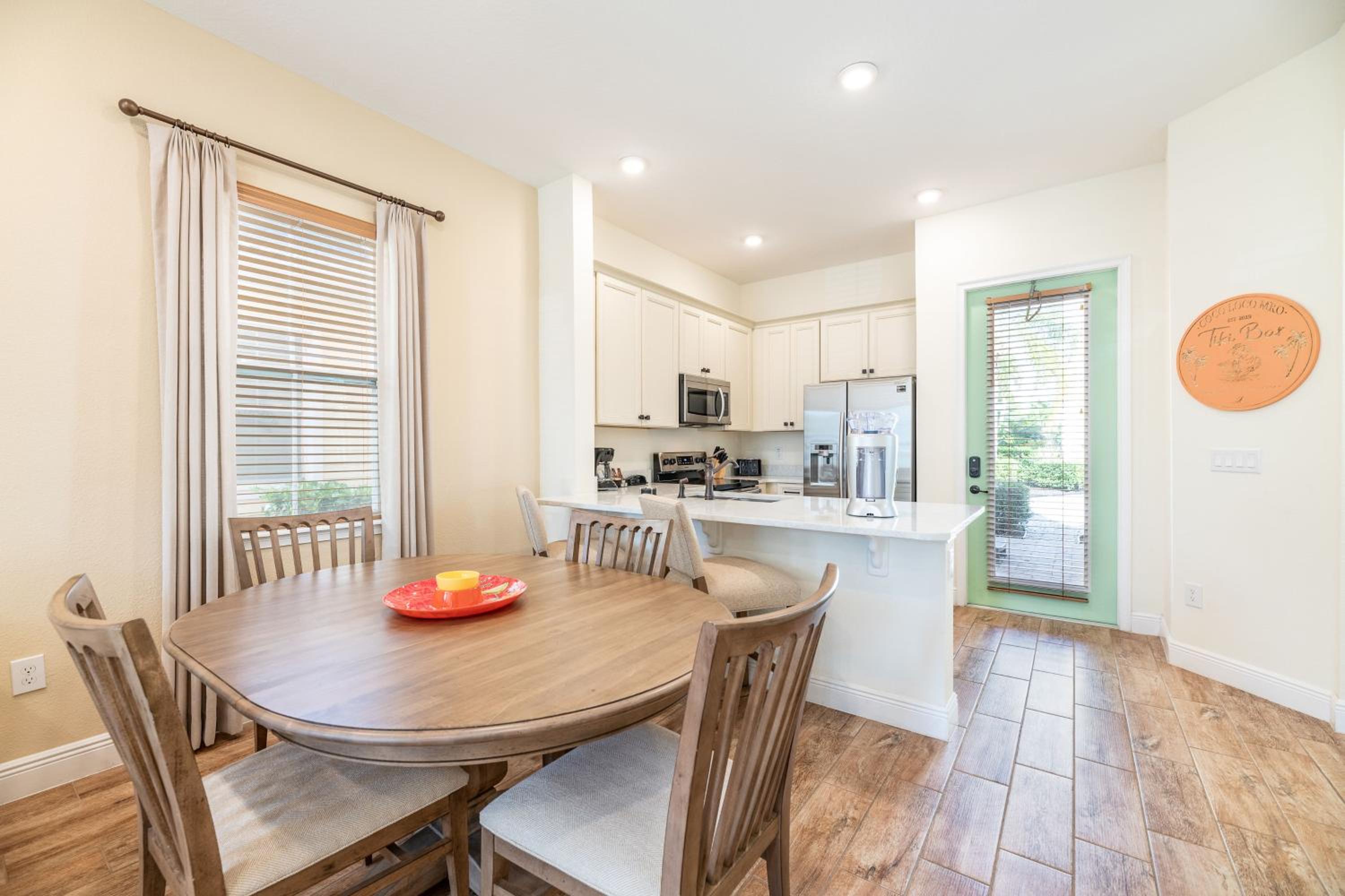 Charming Cottage With Private Hot Tub Near Disney With Margaritaville Resort & Island H2O Access - 3025Sp