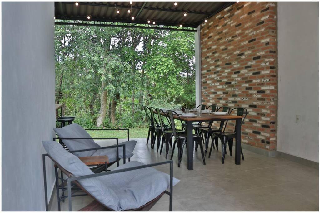 Casa Condomínio Sítio dos Pessegueiros