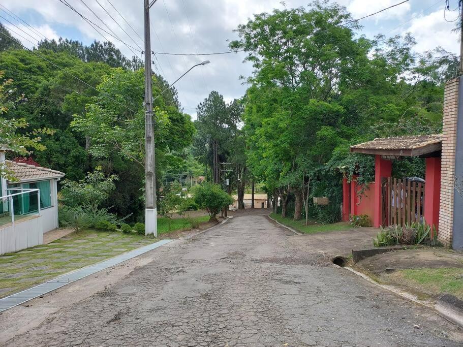 Casa Condomínio Sítio dos Pessegueiros