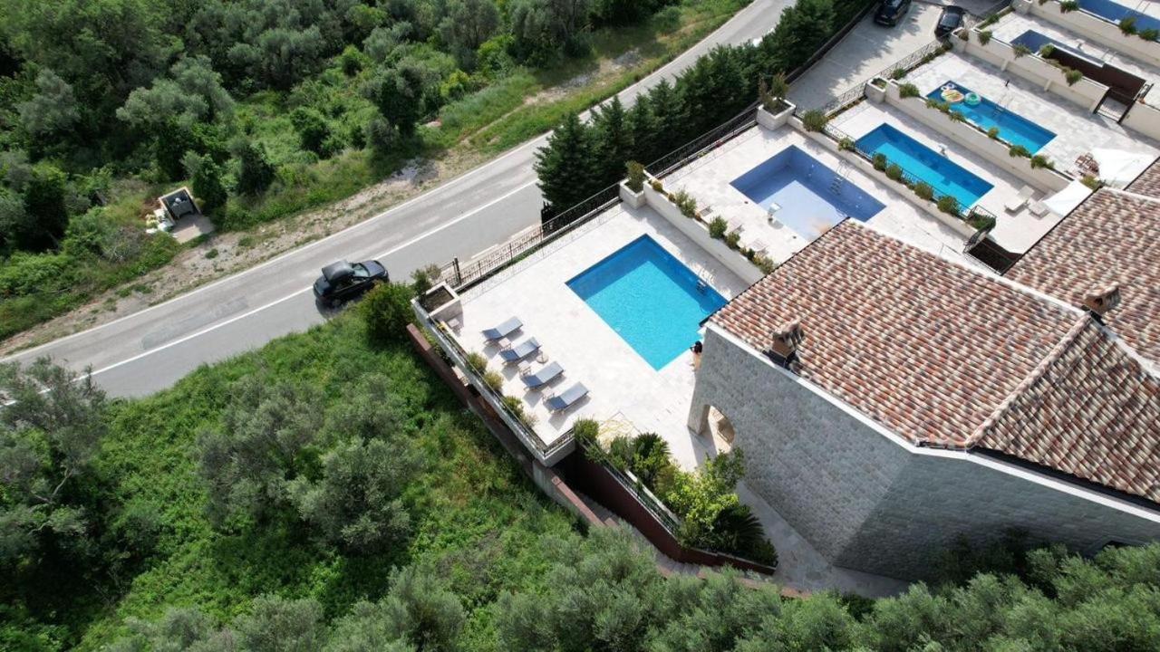 Casa Oliva Villas with Private Heated Pools and Guest Apartments-No Pool Access view 5