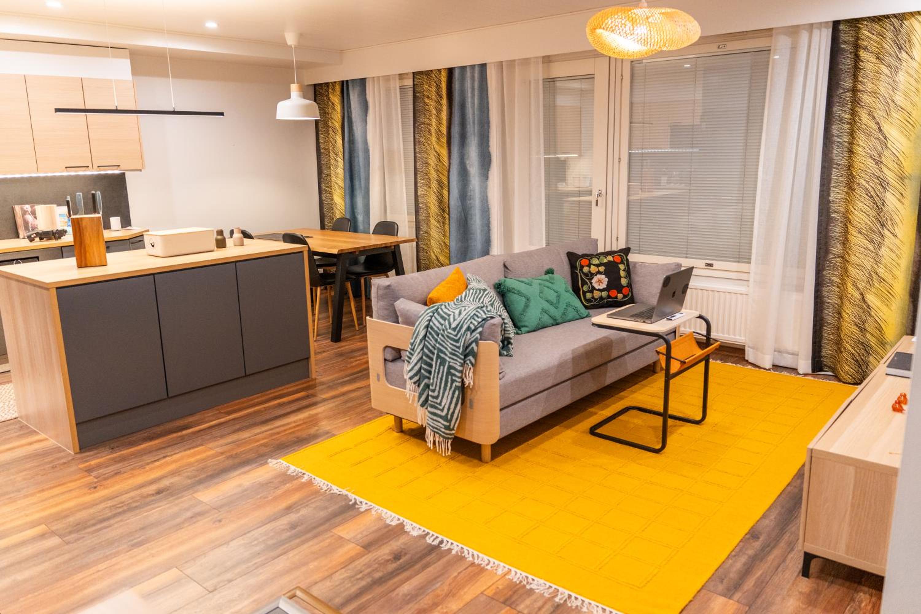 City Luppo - Spacious, Smart, Warm, Sauna, Wi-Fi