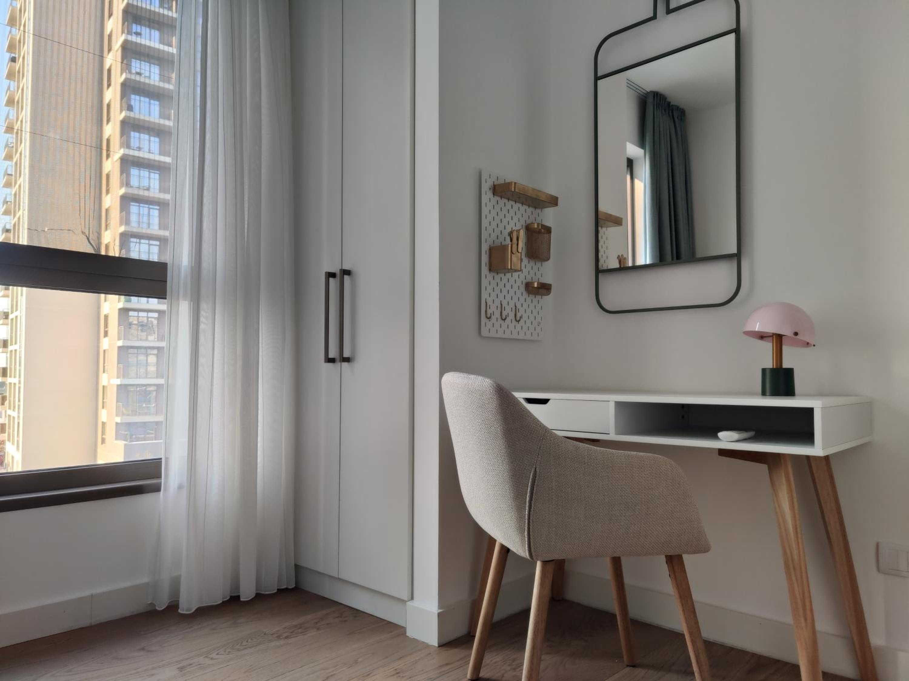 Belgrade Boutique Verde view 5