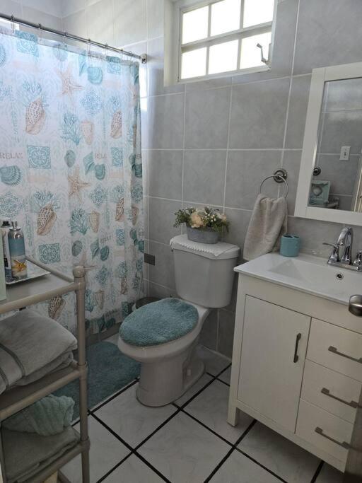 Cozy full equipped two bedroom home view 3