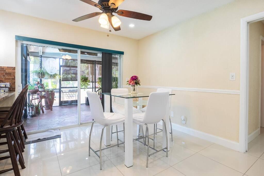 Charming and Spacious Home 2bed-2 bath