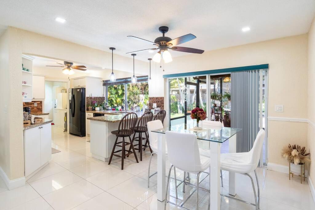 Charming and Spacious Home 2bed-2 bath