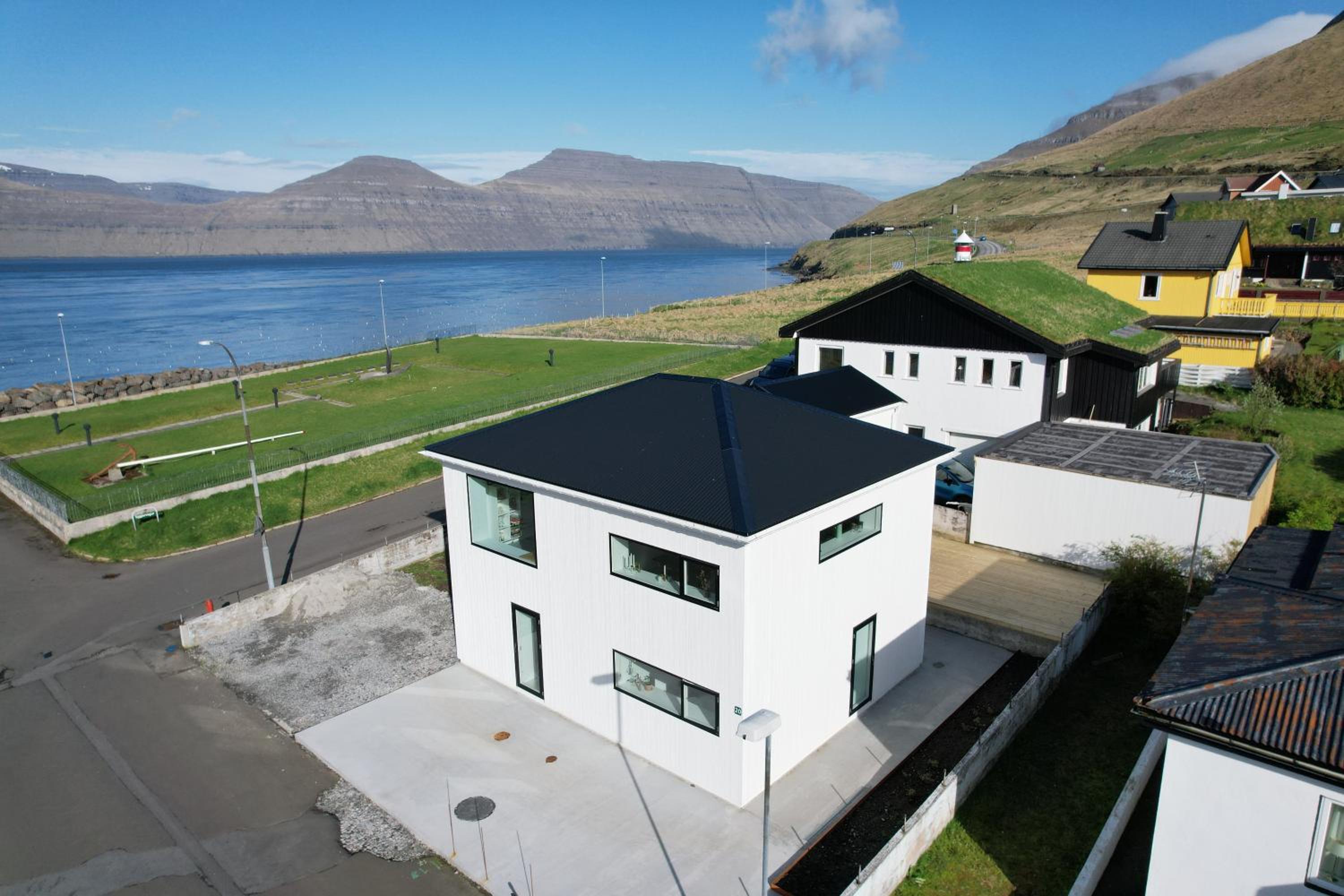 Nyrenoveret, moderne,hyggeligt hus