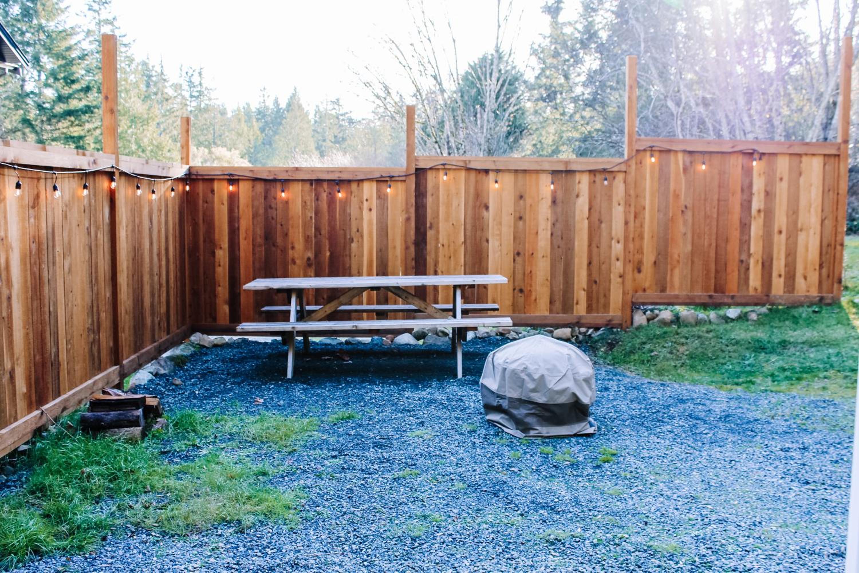 Sooke Vacations - Otter Point Getaway - Property Image 6