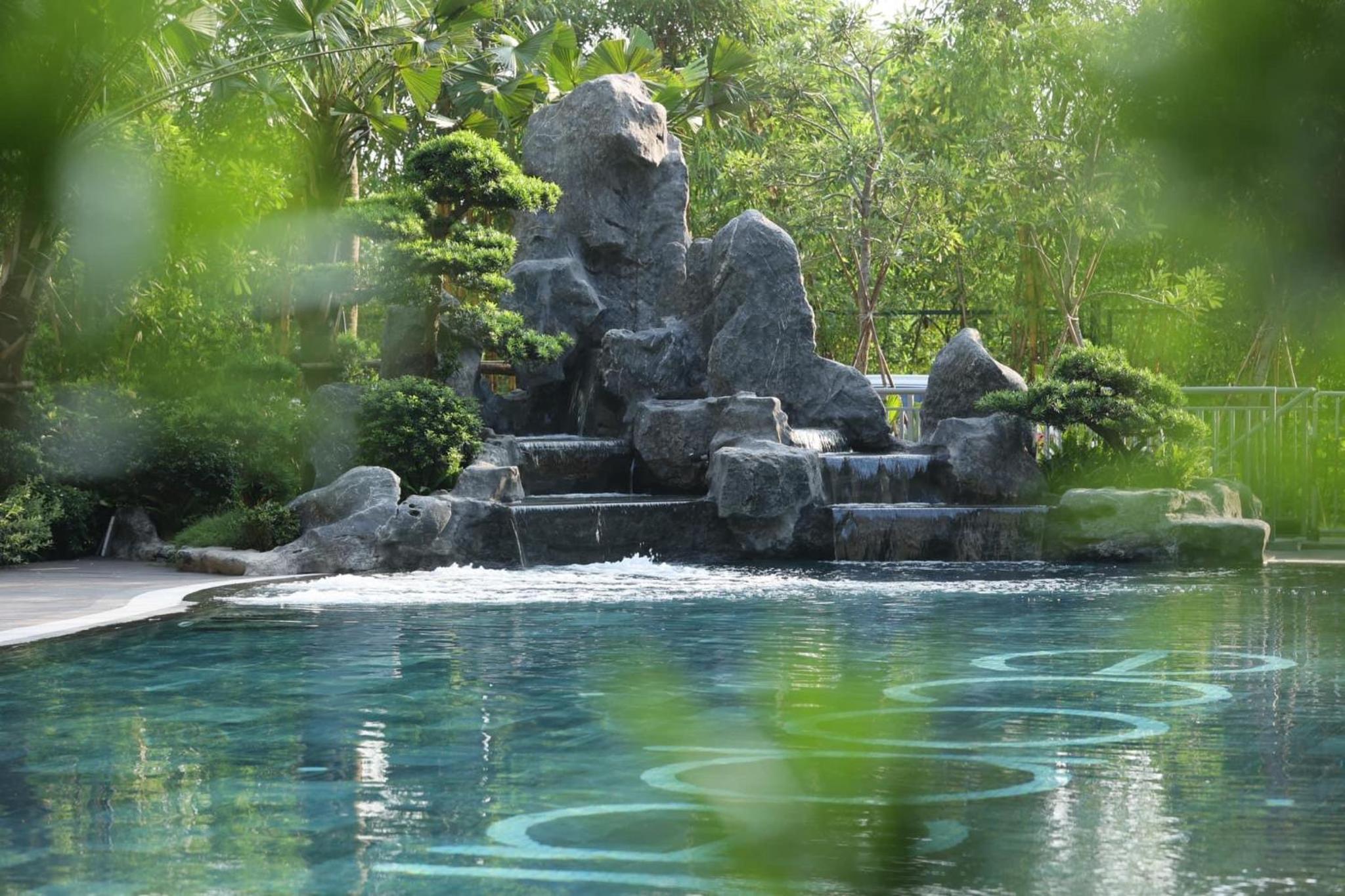 Homestay Landmark Swanlake 1 Ecopark view 2
