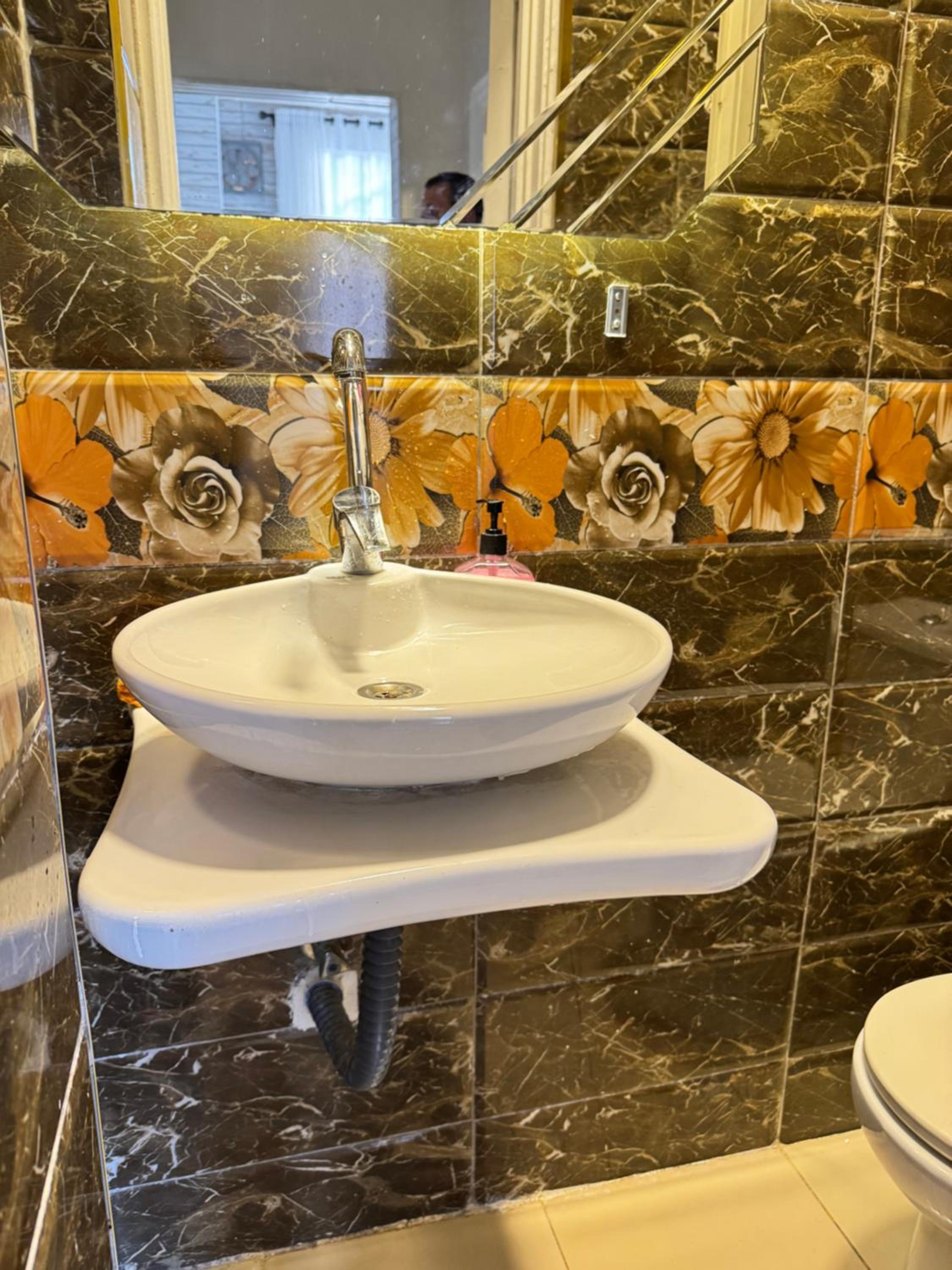 Elegant Zamalek Retreat, Central Cairo Luxury