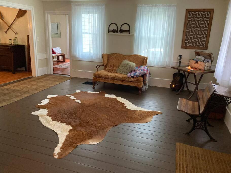 Victorian Farmhouse in The Catskills