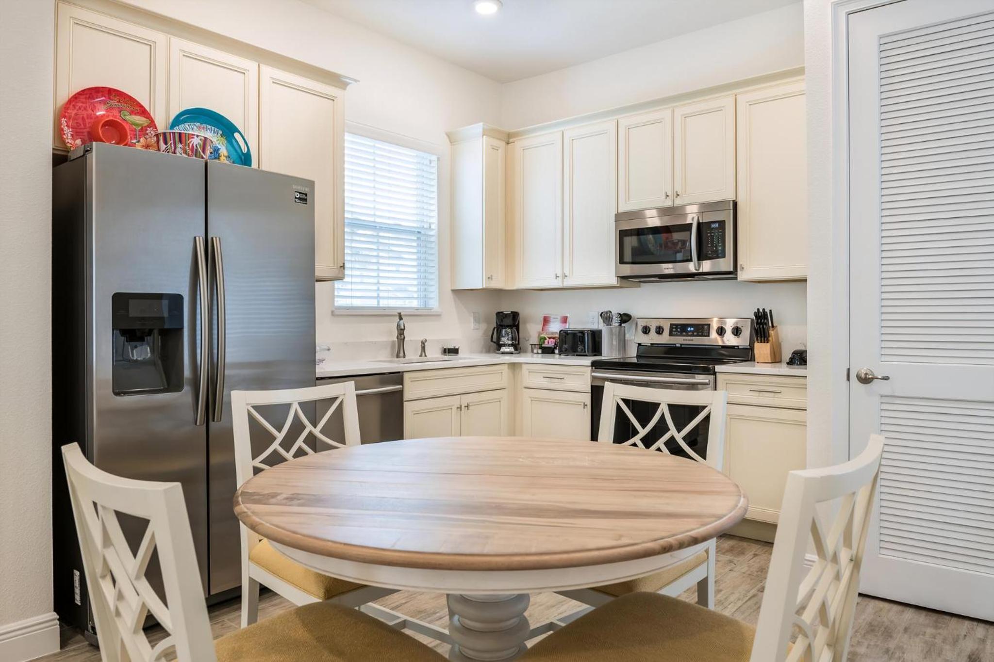 Premium Cottage With Private Hot Tub Near Disney Margaritaville Resort & Island H2O Access - 3025La