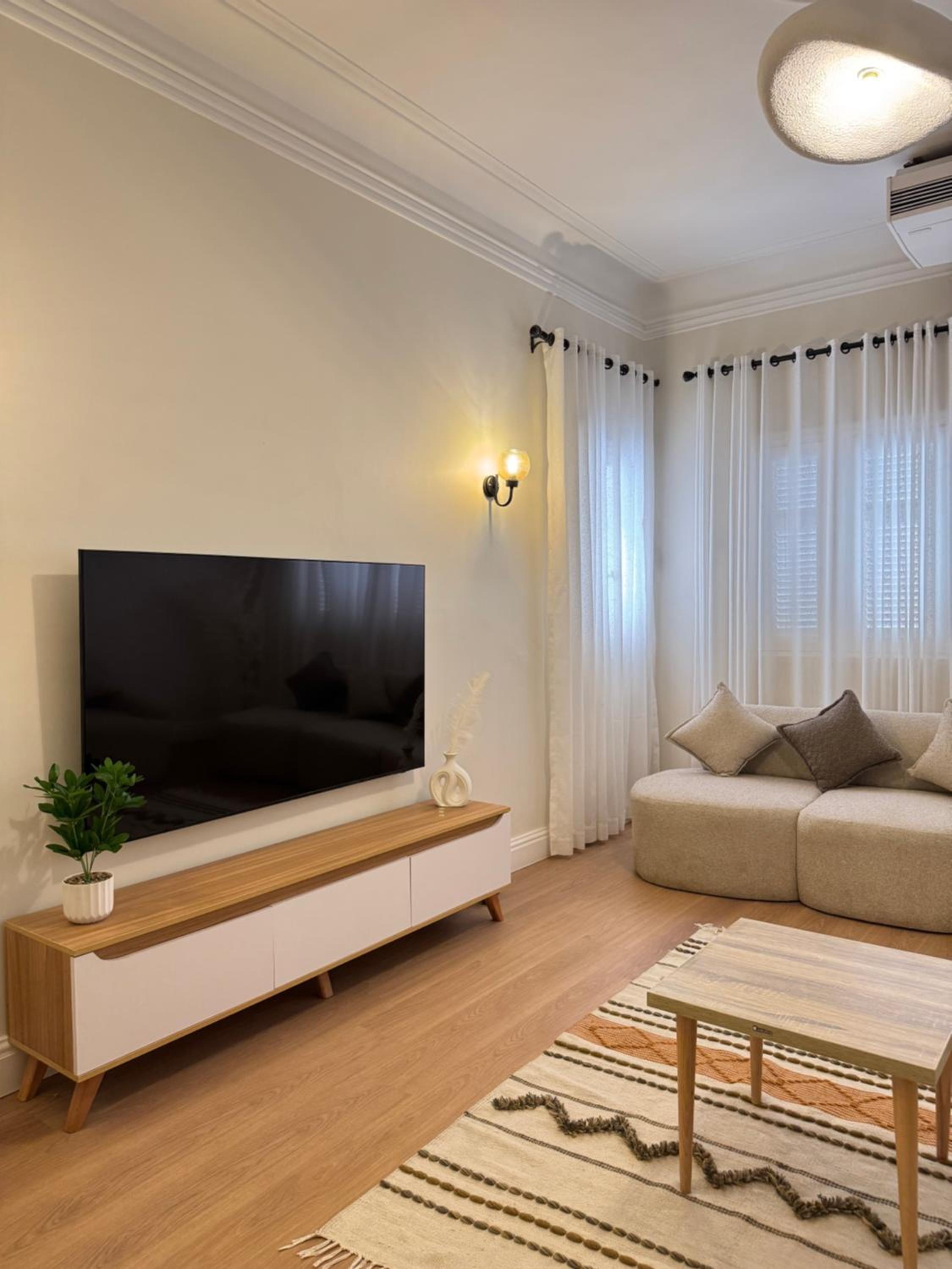 Elegant Zamalek Retreat, Central Cairo Luxury