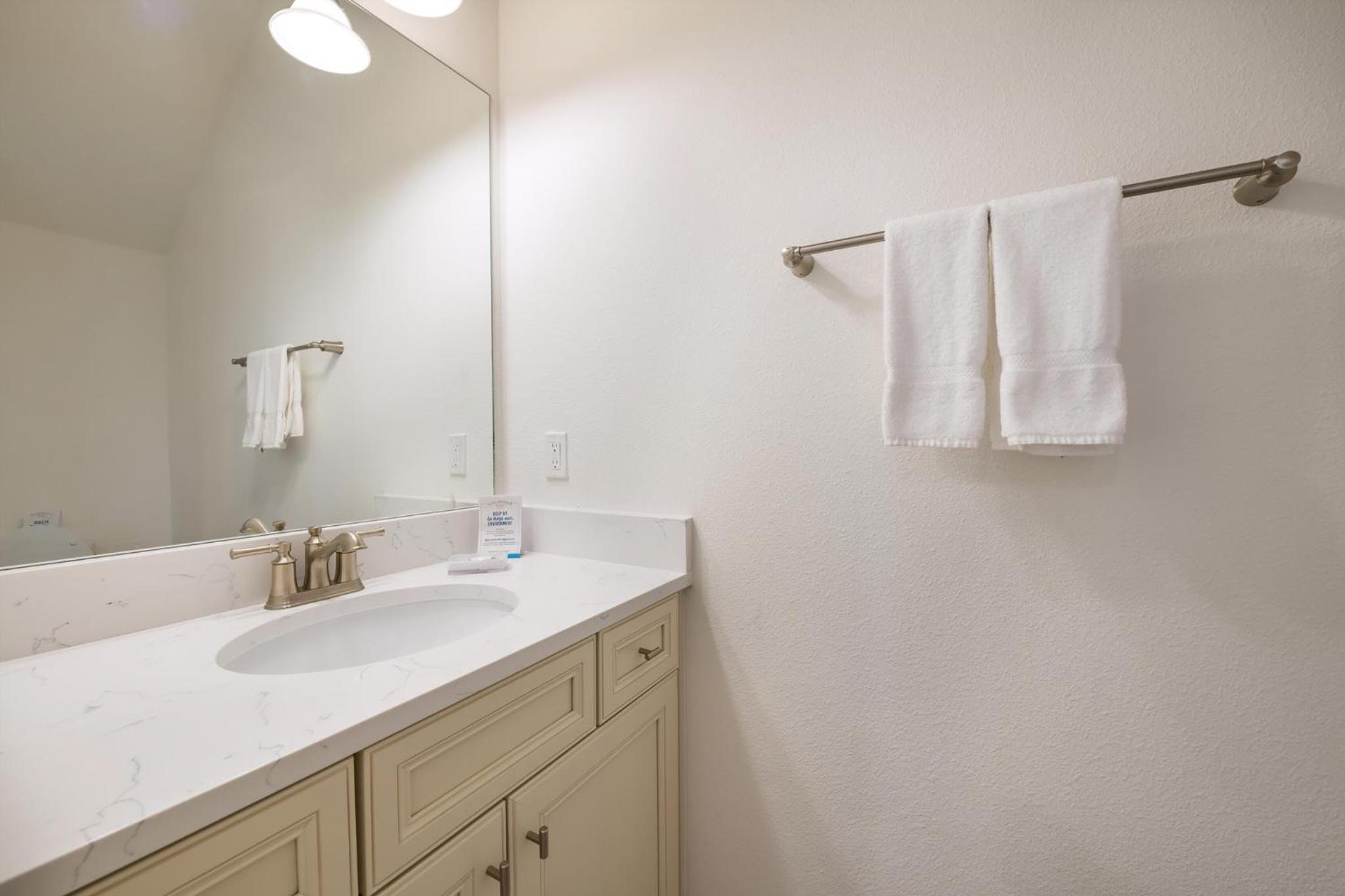 Premium Cottage With Private Hot Tub Near Disney Margaritaville Resort & Island H2O Access - 3025La