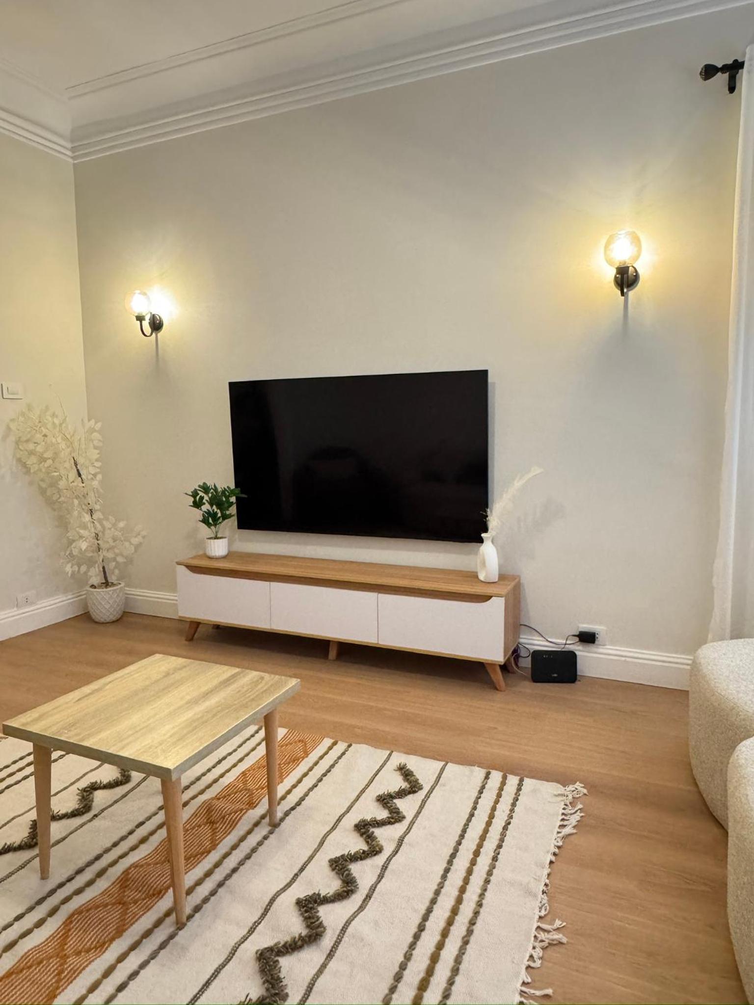 Elegant Zamalek Retreat, Central Cairo Luxury