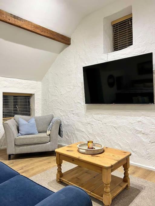 Tullycapple Lodge