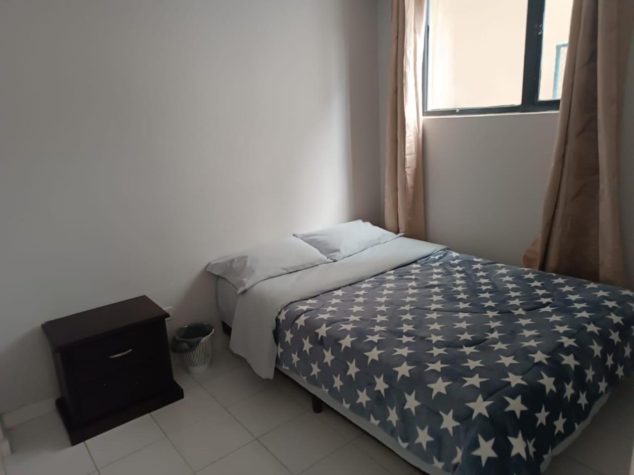 Habitación en la MEJOR ZONA DE QUITO view 5