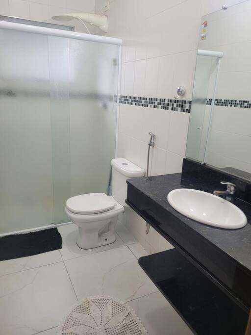 Ótima Casa com Piscina e área goumert em Ubatuba - Condomínio