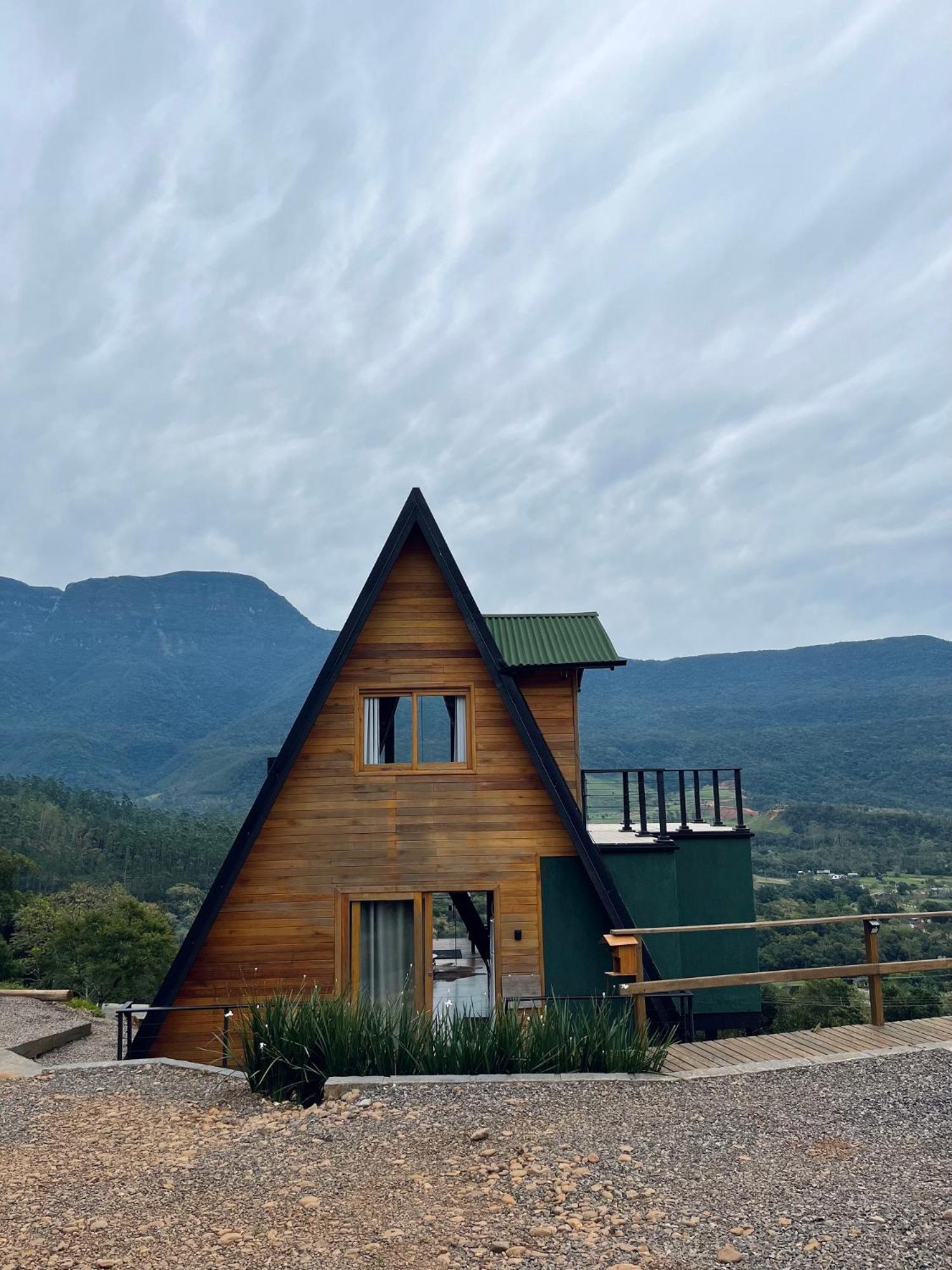 Vila Rosa Lodges - Chalés e Domo