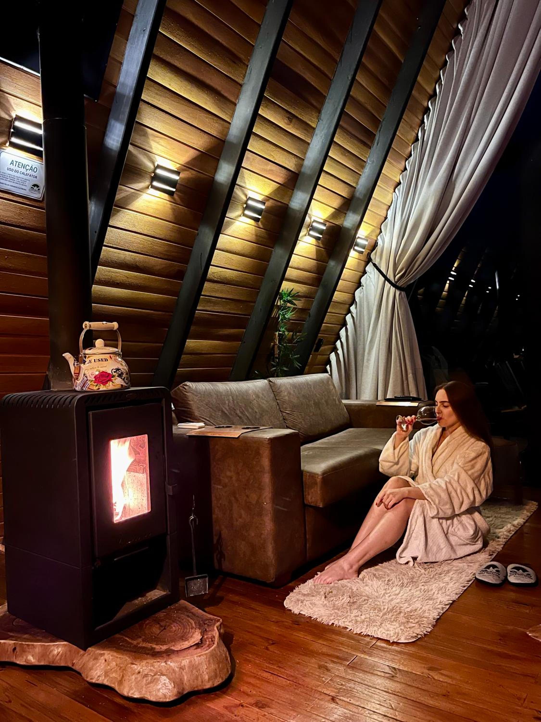 Vila Rosa Lodges - Chalés e Domo