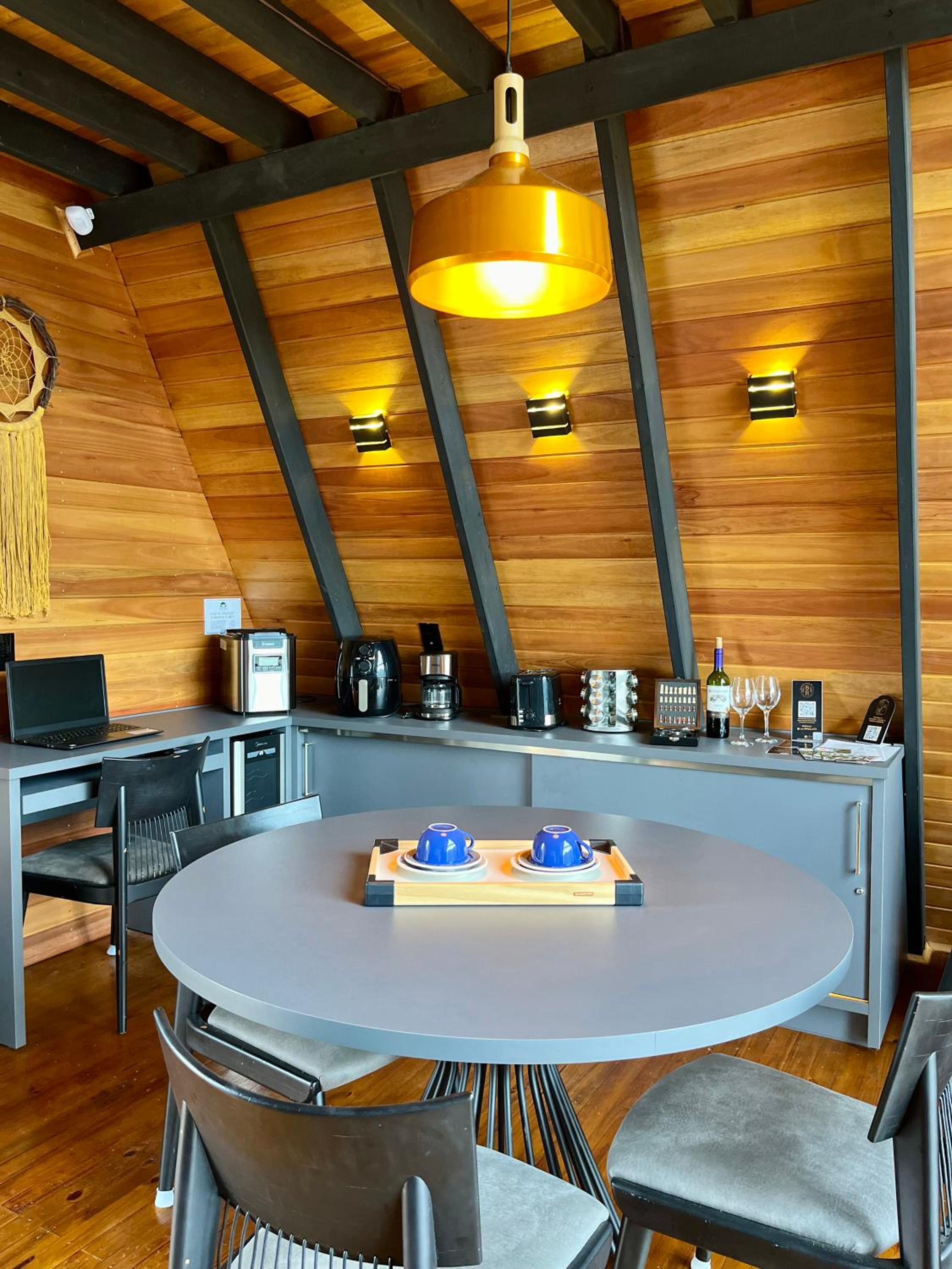 Vila Rosa Lodges - Chalés e Domo