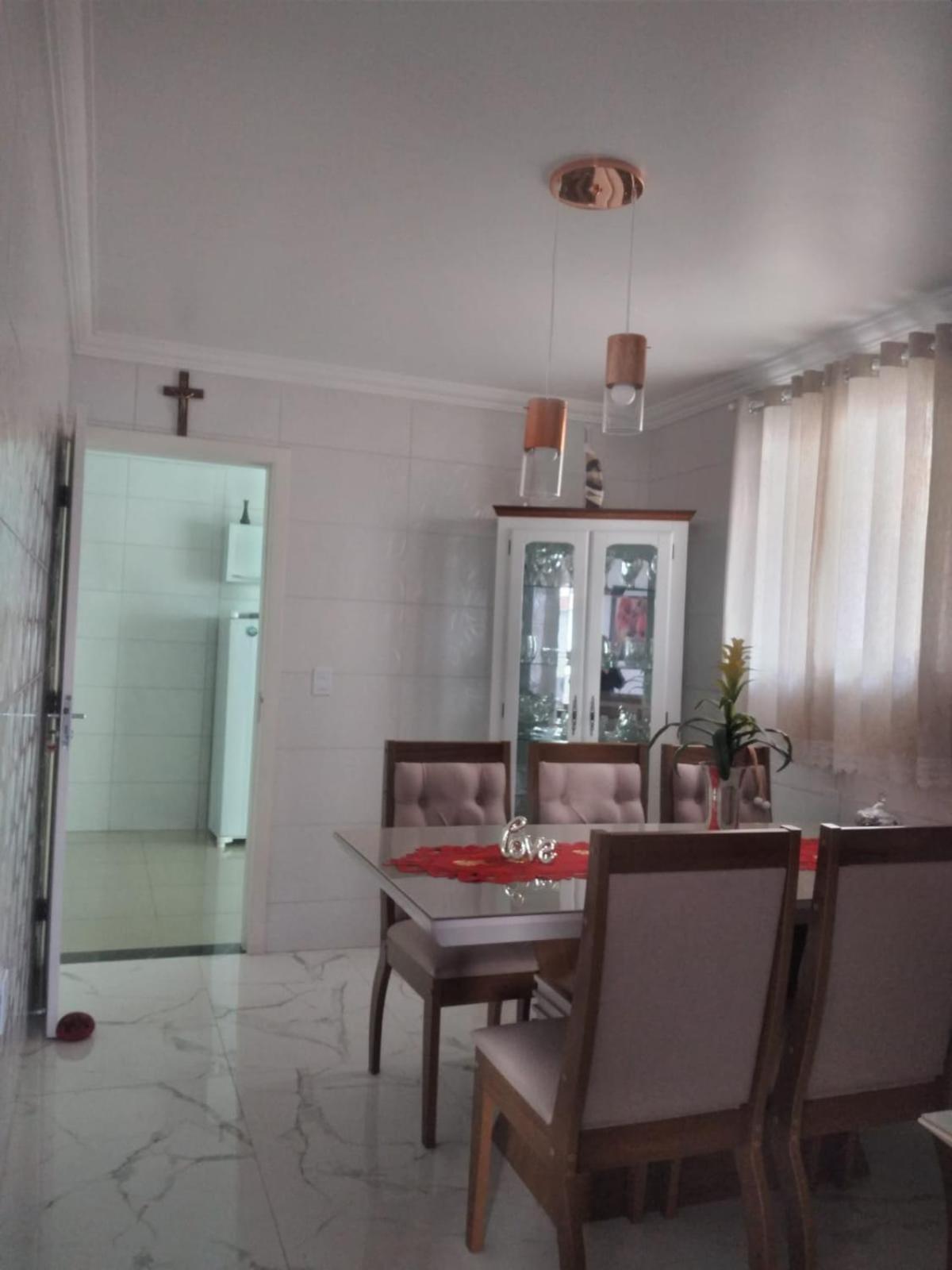 Casa dois pavimentos com Piscina nos Ingleses - Disponivel temporada