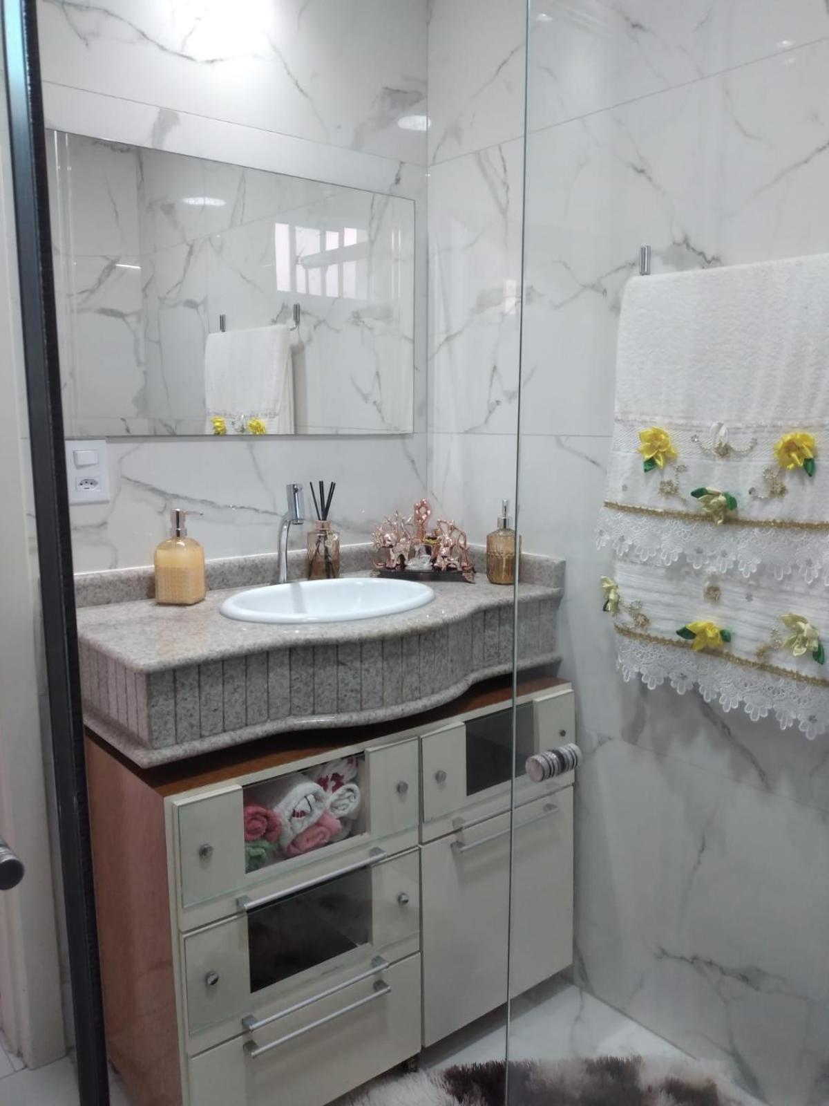 Casa dois pavimentos com Piscina nos Ingleses - Disponivel temporada