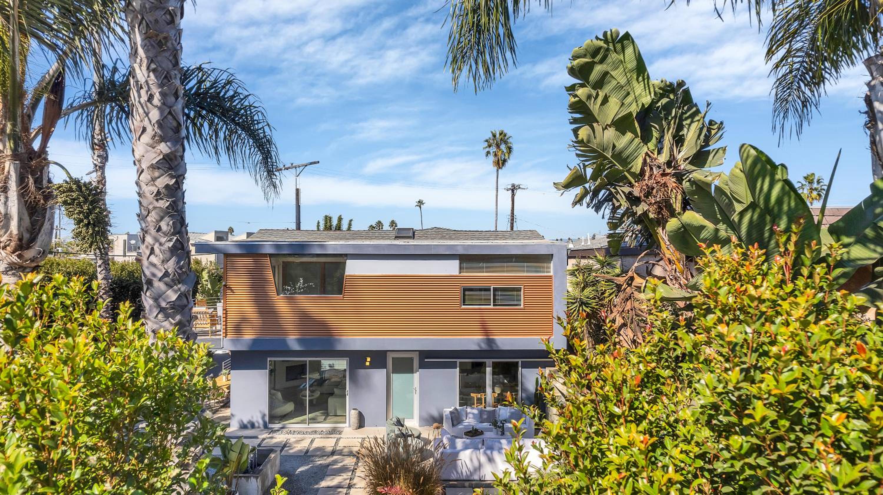 Cheerful 4Bedrooms 2.5Bath Villa Venice Beach CA