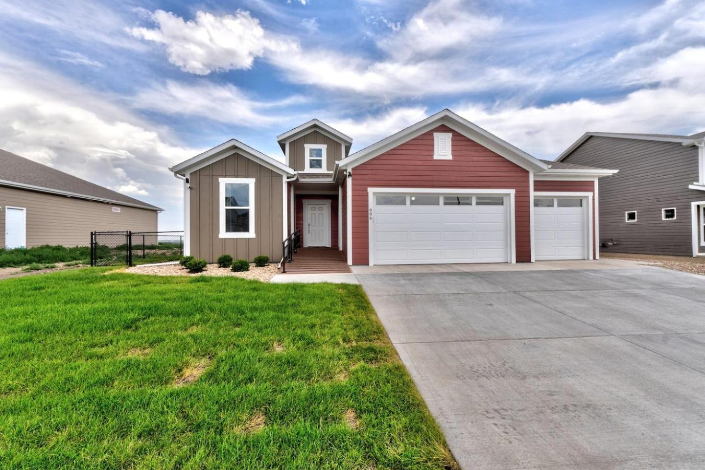 Highly Accessible, Executive Style, Amazing View view 5
