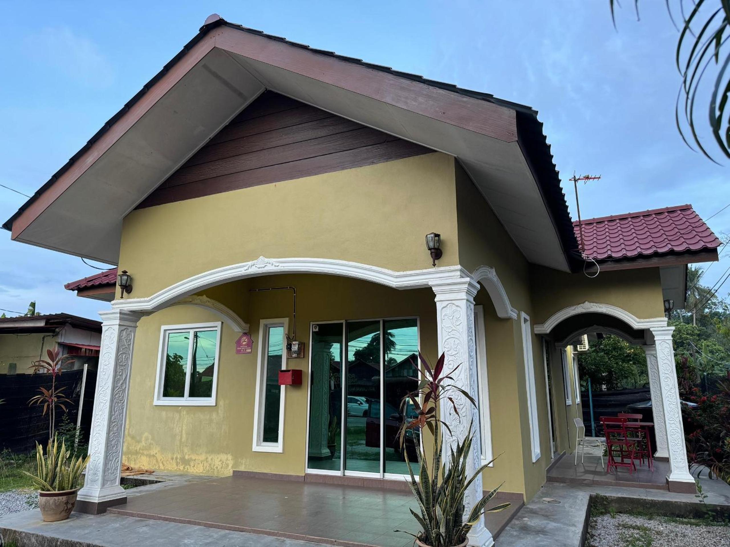 76 homestay Temonyong photo 8