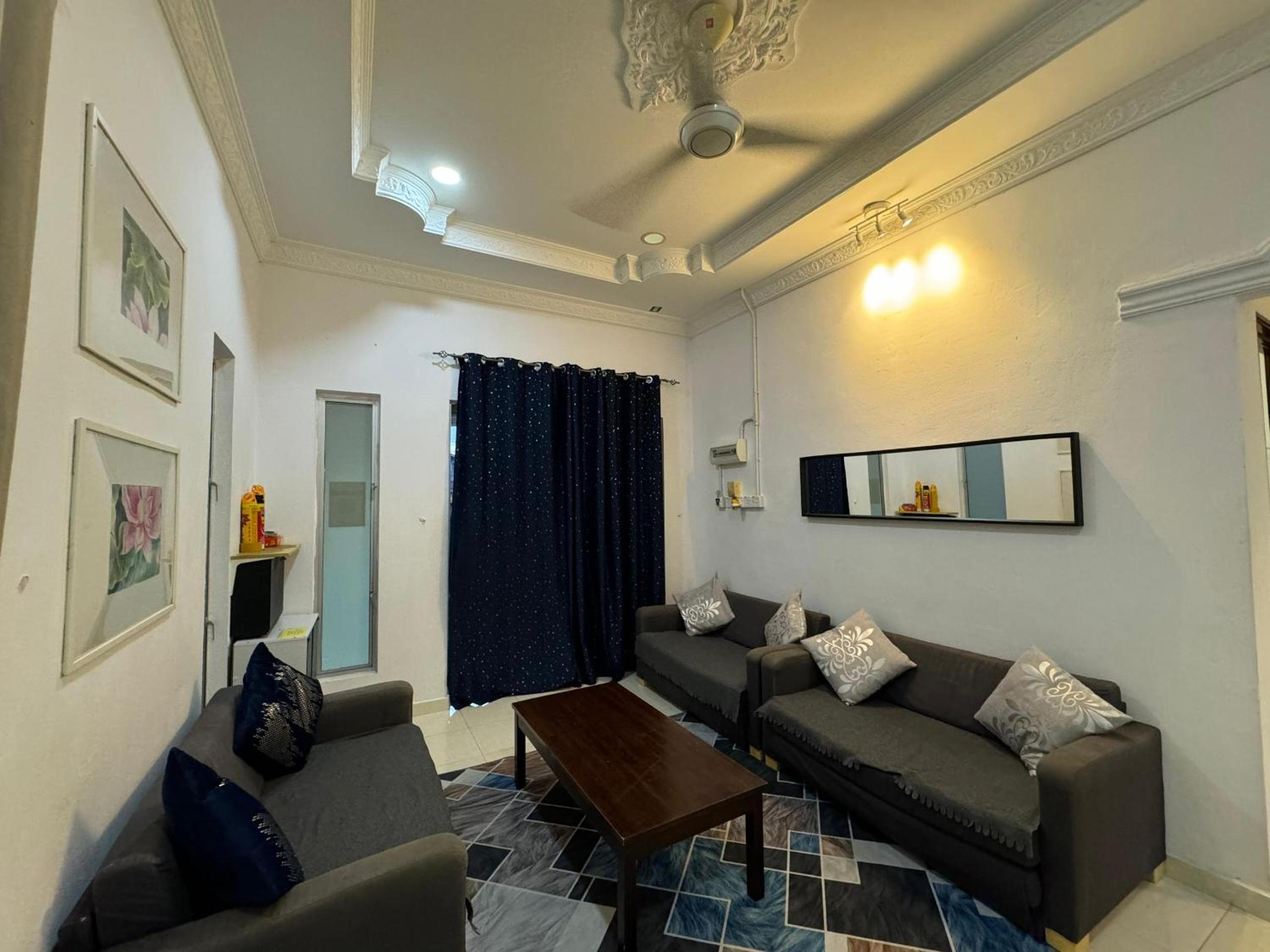 76 homestay Temonyong photo 7