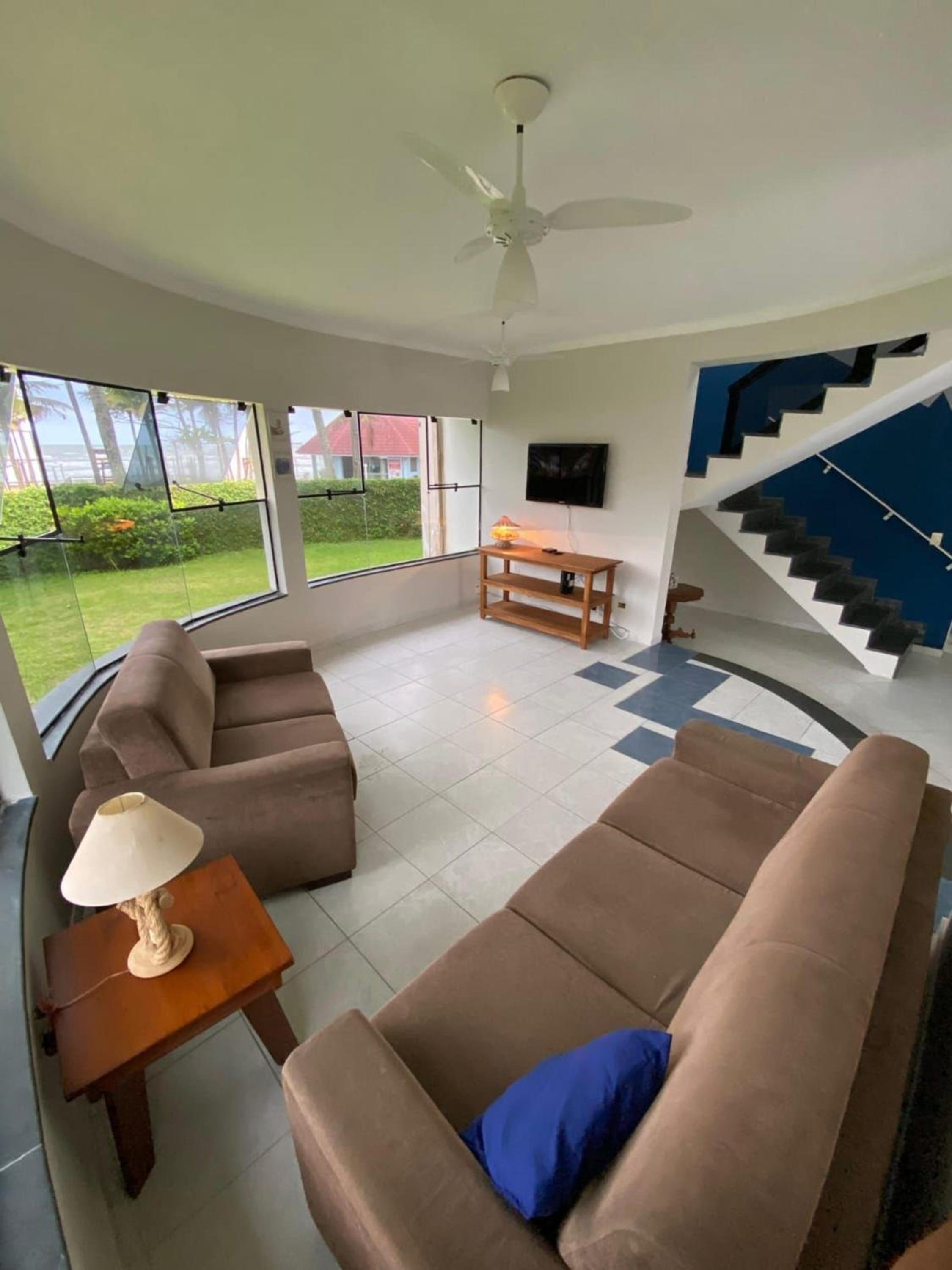 Casa Alto Padrão de Frente ao Mar