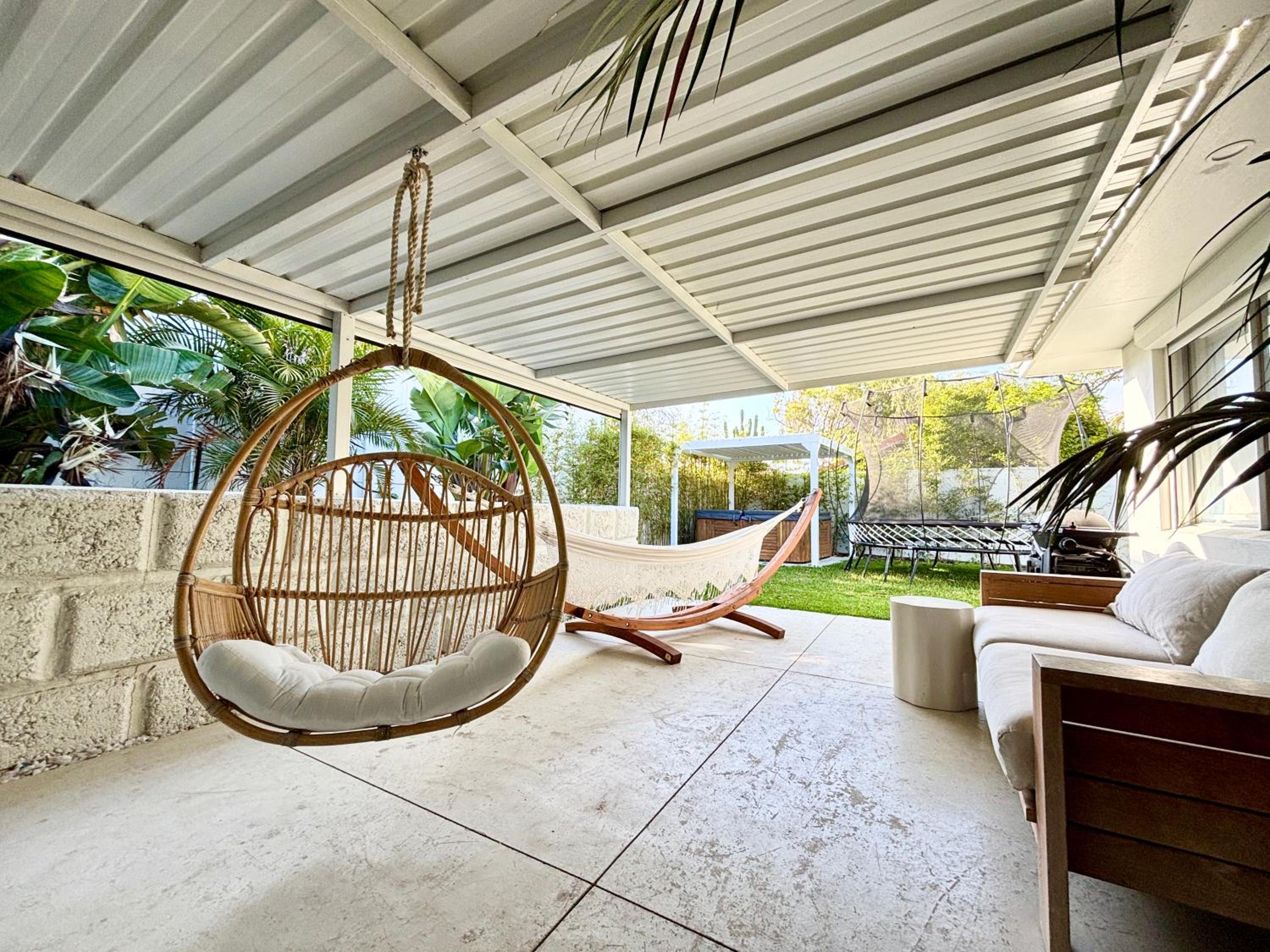Trigg Beach Dream Home Retreat